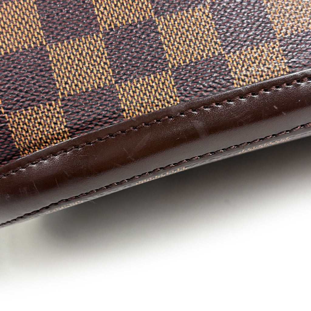 Louis Vuitton Manosque PM Shoulder Bag — view 4