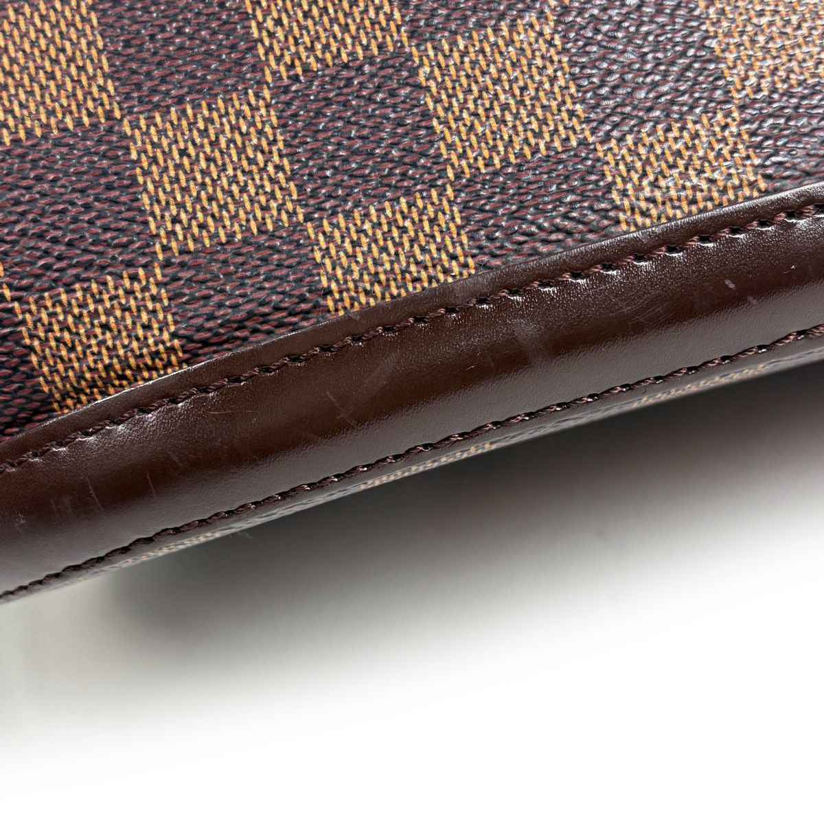 Louis Vuitton Manosque PM Shoulder Bag — view 4