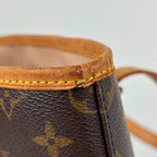 Louis Vuitton Bucket GM Shoulder Bag — view 7