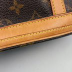 Louis Vuitton Bucket GM Shoulder Bag — view 3