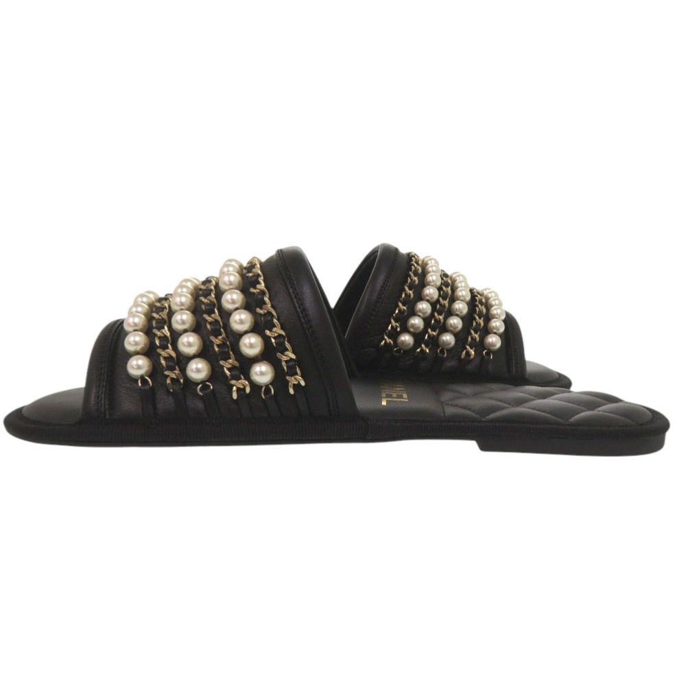 Chanel CC Logo Flat Sandals with Chain XS Gold Leather — view 6