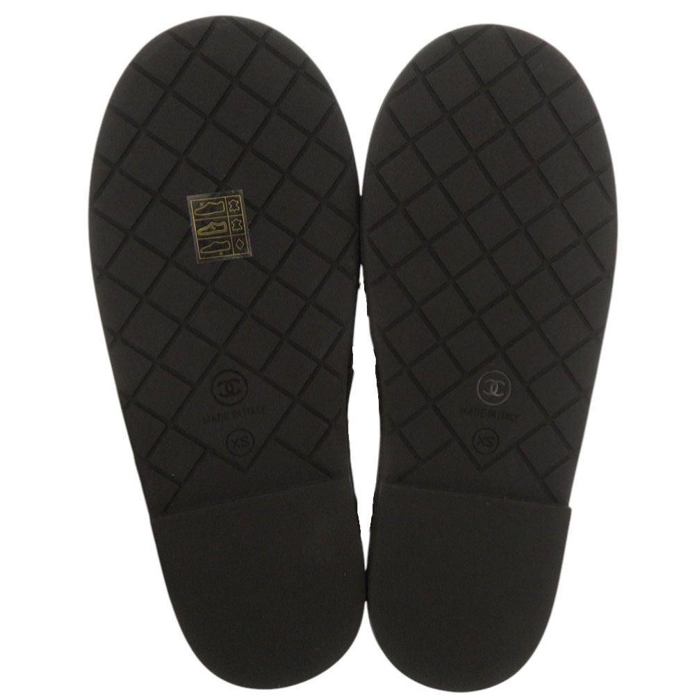 Chanel CC Logo Flat Sandals with Chain XS Gold Leather — view 7
