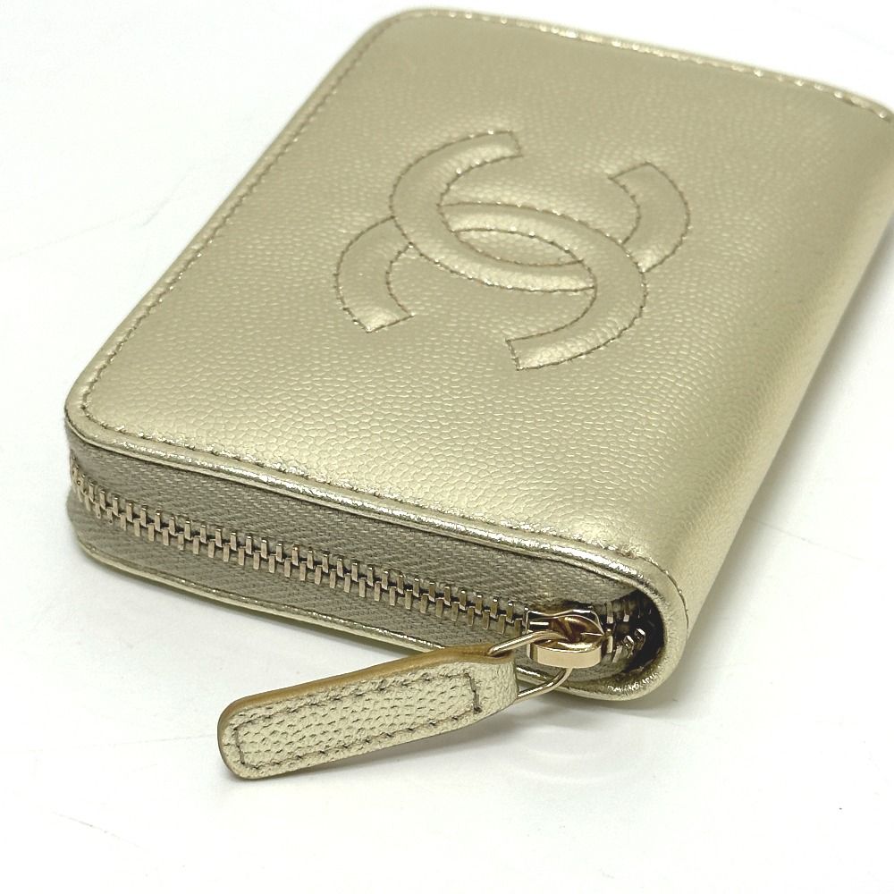 Chanel Coin Case CC Logo Metiers D'art Caviar Leather Gold — view 6