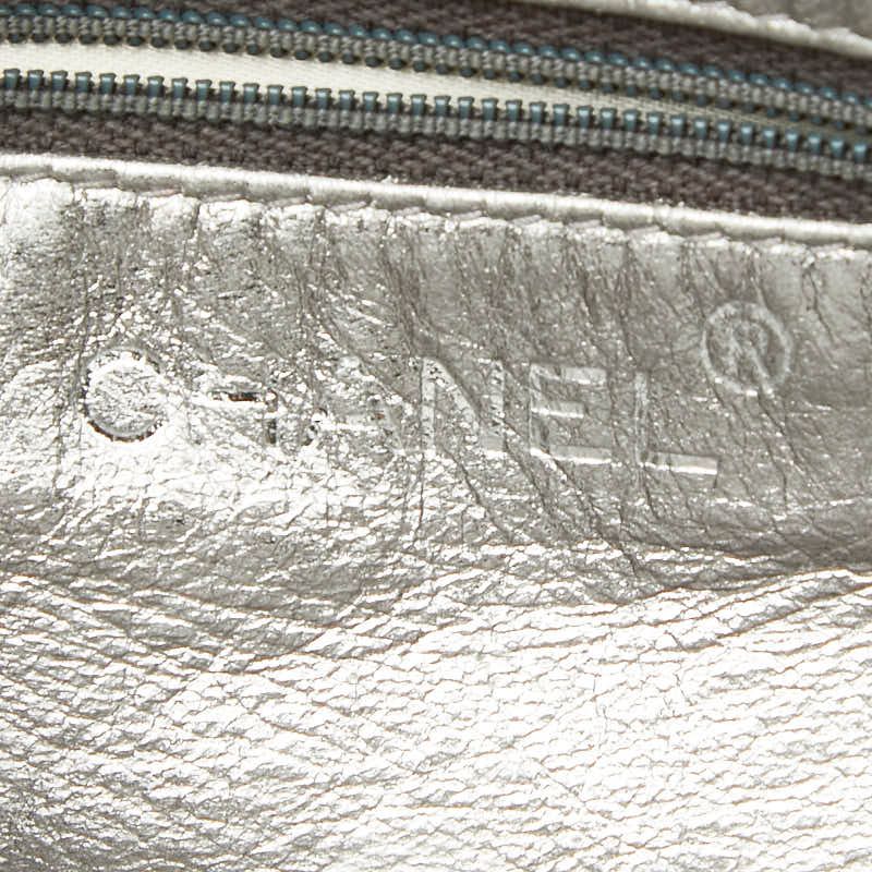 Chanel CC Logo Quilted Chain Shoulder Bag Silver Lambskin — view 9