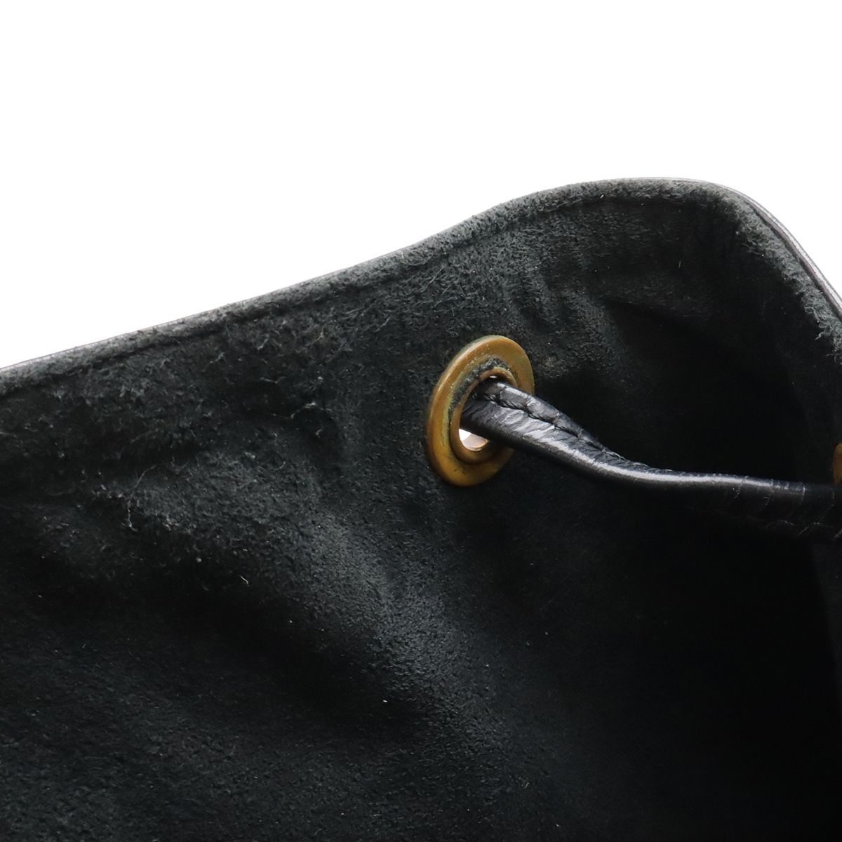 Louis Vuitton Epi Petit Noe Shoulder Bag Drawstring Noir Black — view 6