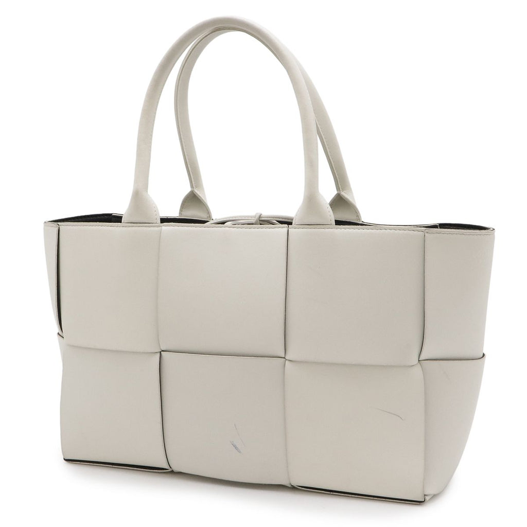 Bottega Veneta Maxi Intrecciato Arco Tote Small Leather White Black — view 2