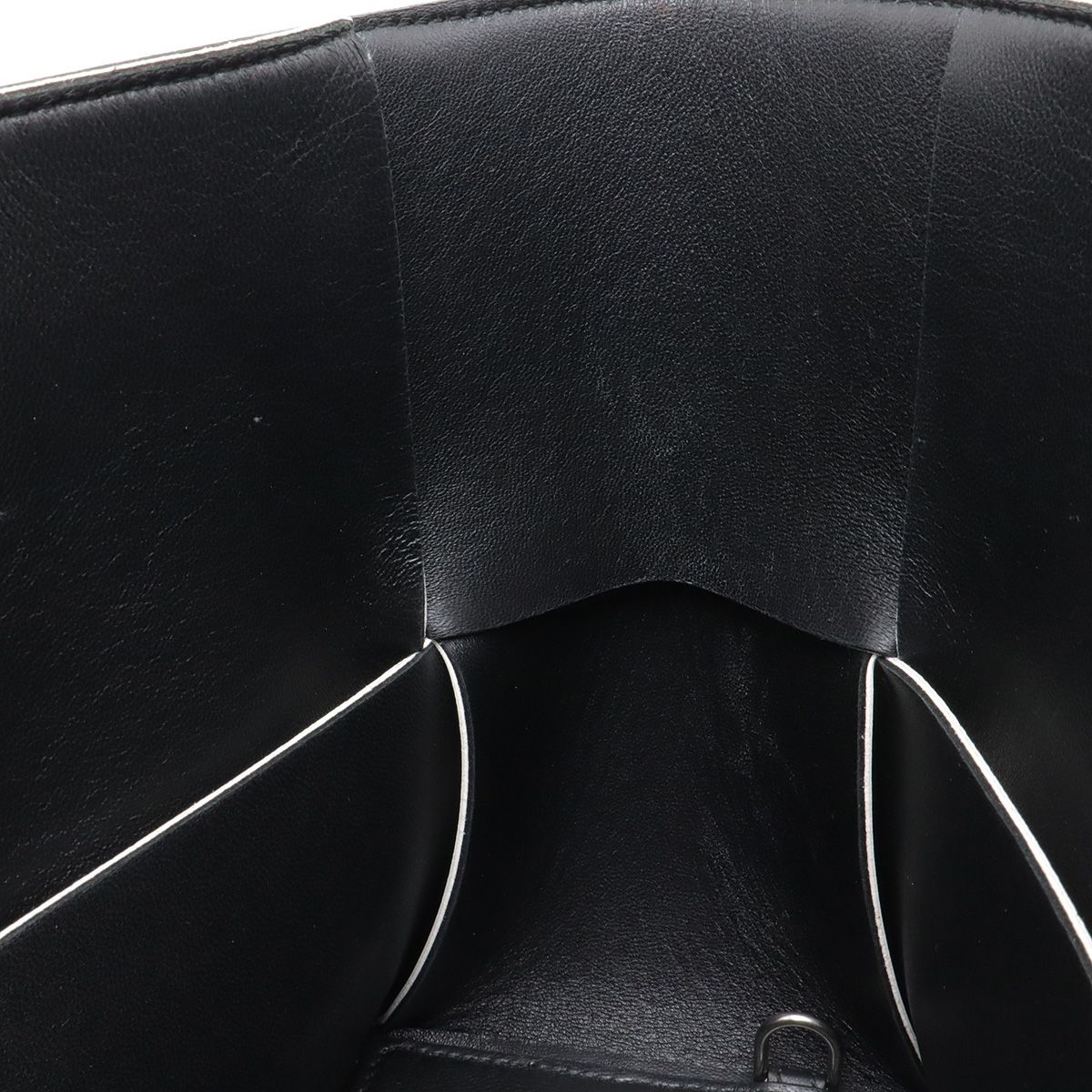 Bottega Veneta Maxi Intrecciato Arco Tote Small Leather White Black — view 6