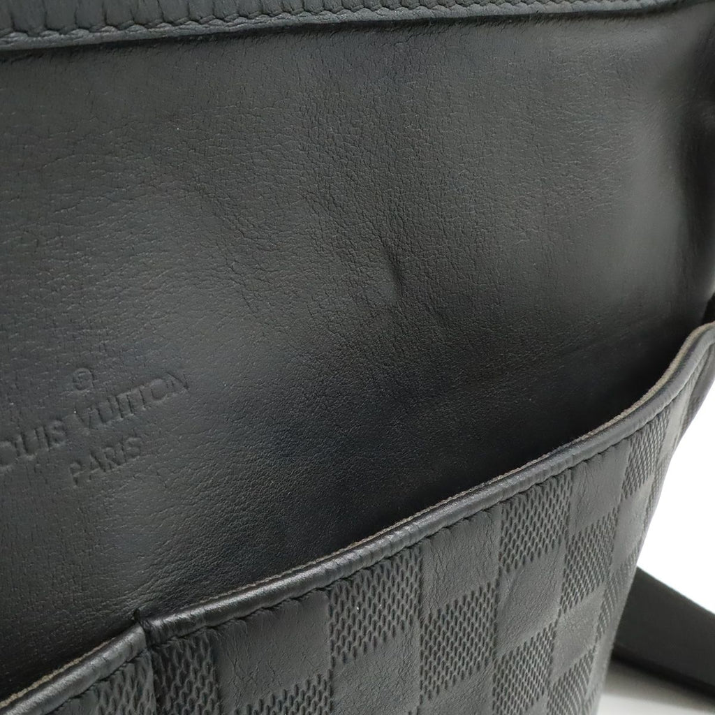 Louis Vuitton Damier Infini Calypso MM Shoulder Bag Onyx Black — view 8