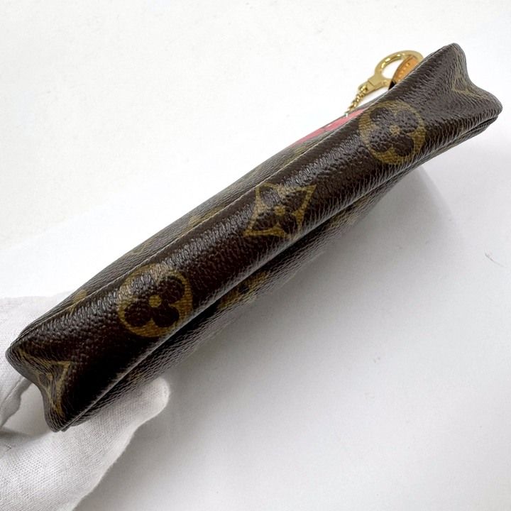 Louis Vuitton Pochette Pouch Monogram Cherry — view 4
