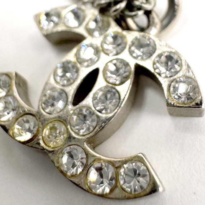 Chanel Necklace CC Logo Rhinestone Silver — view 4