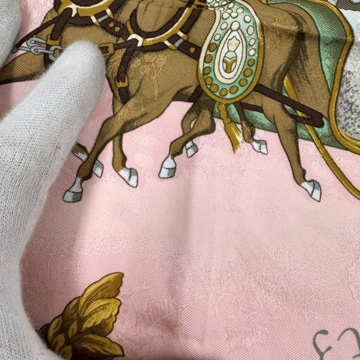 Hermes Carre 90 Feathers and Bells Plumes Et Grelots Pink — view 5