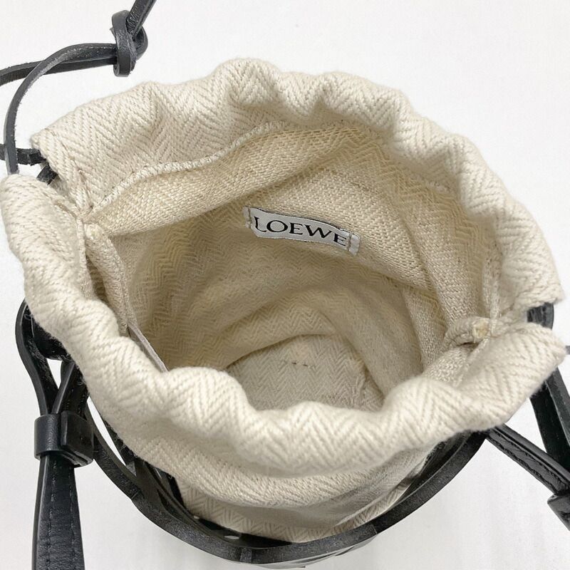 Loewe Anagram Cutout Pocket Shoulder Black Leather Canvas — view 5