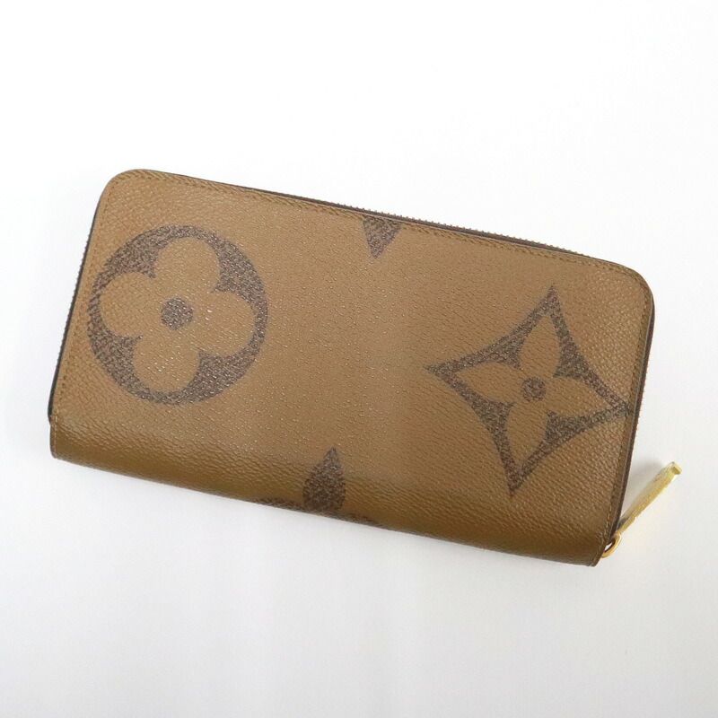 Louis Vuitton Zippy Wallet Monogram Giant Reverse Brown — view 2