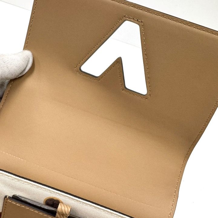 Louis Vuitton Twist PM 2-Way Shoulder Bag Natural Epi — view 6
