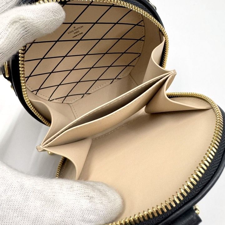 Louis Vuitton Mini Boite Chapeau Shoulder Bag Monogram Reverse — view 6