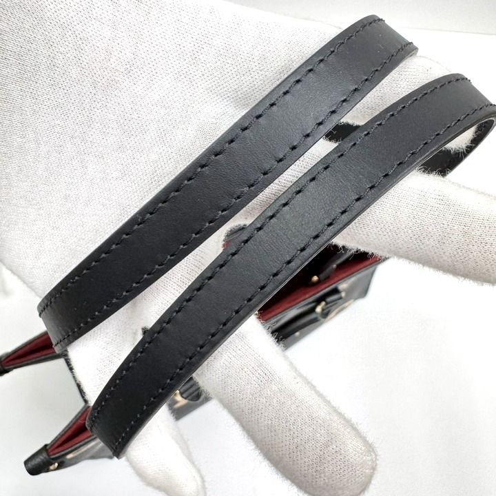 Louis Vuitton On The Go MM 2-Way Handbag Monogram Black Beige — view 7