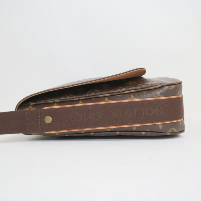 Louis Vuitton Messenger MM Bob le Shoulder Bag Monogram Brown — view 4