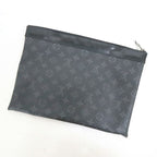 Louis Vuitton Pochette Discovery Monogram Eclipse — view 2