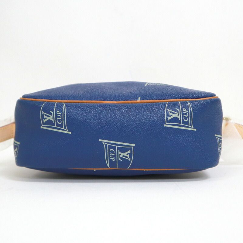 Louis Vuitton Sac San Diego Shoulder Bag LV Cup — view 4