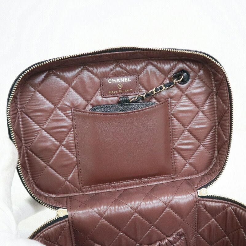Chanel Timeless Classic Vanity Bag Caviar Leather Black Gold Champagne — view 7