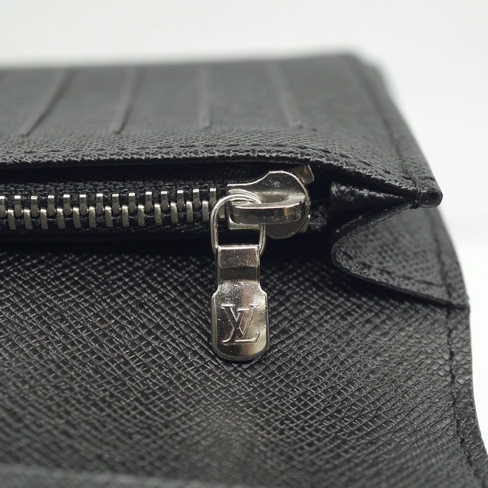 Louis Vuitton Portefeuille Plaza Wallet Bifold Damier — view 8