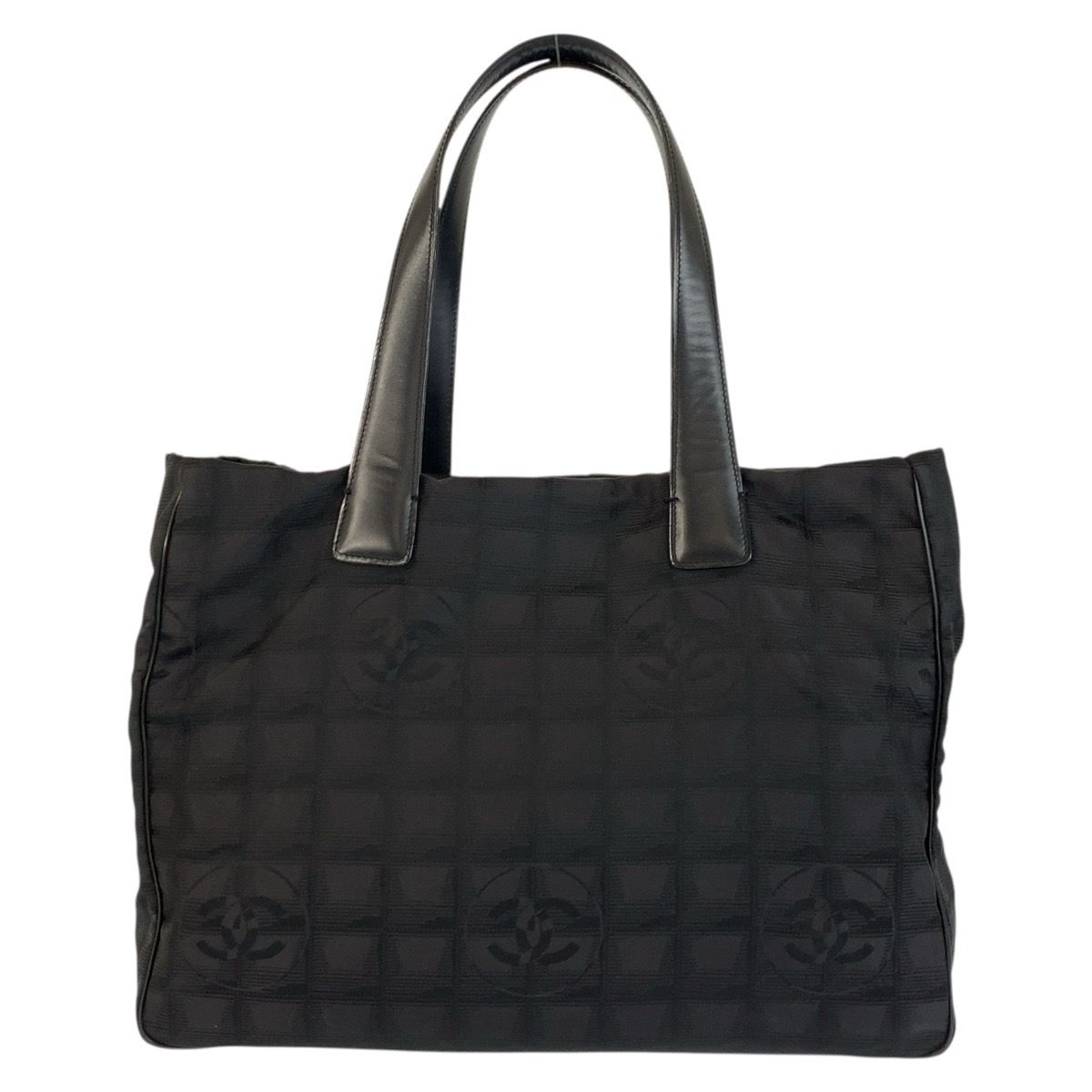 Chanel New Travel Leather — view 2