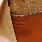 Loewe Shoulder Bag Gate Bucket Anagram Leather — view 9