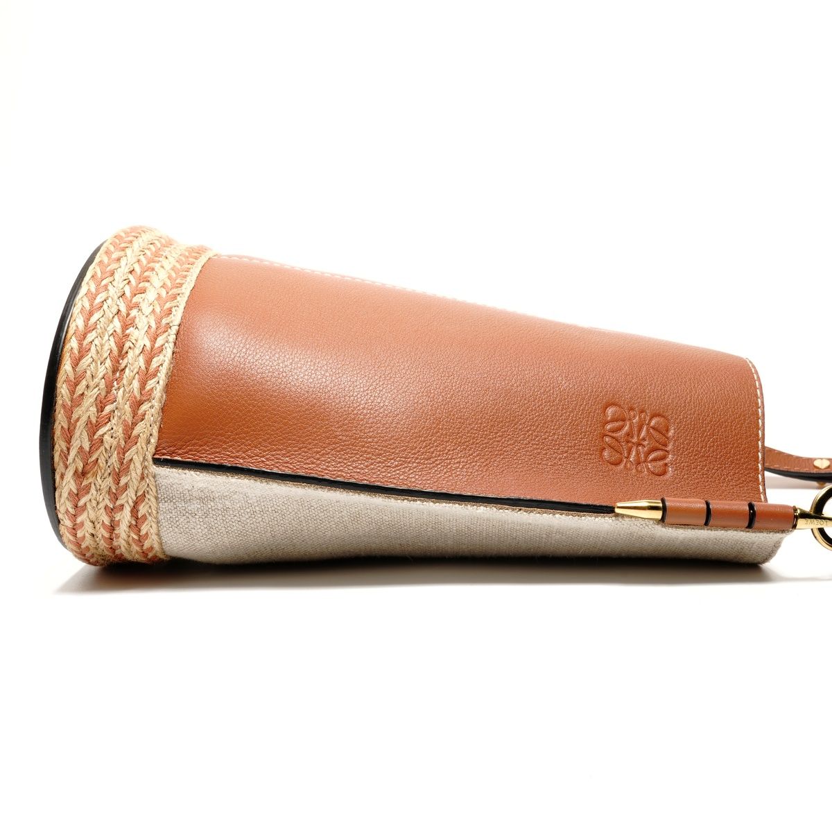Loewe Shoulder Bag Gate Bucket Anagram Leather — view 4