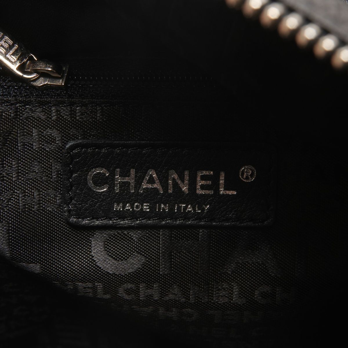Chanel Handbag Leather Black — view 9