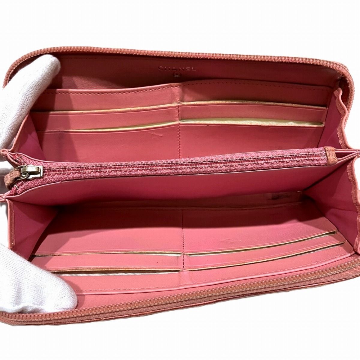 Chanel Camellia Wallet Leather — view 3
