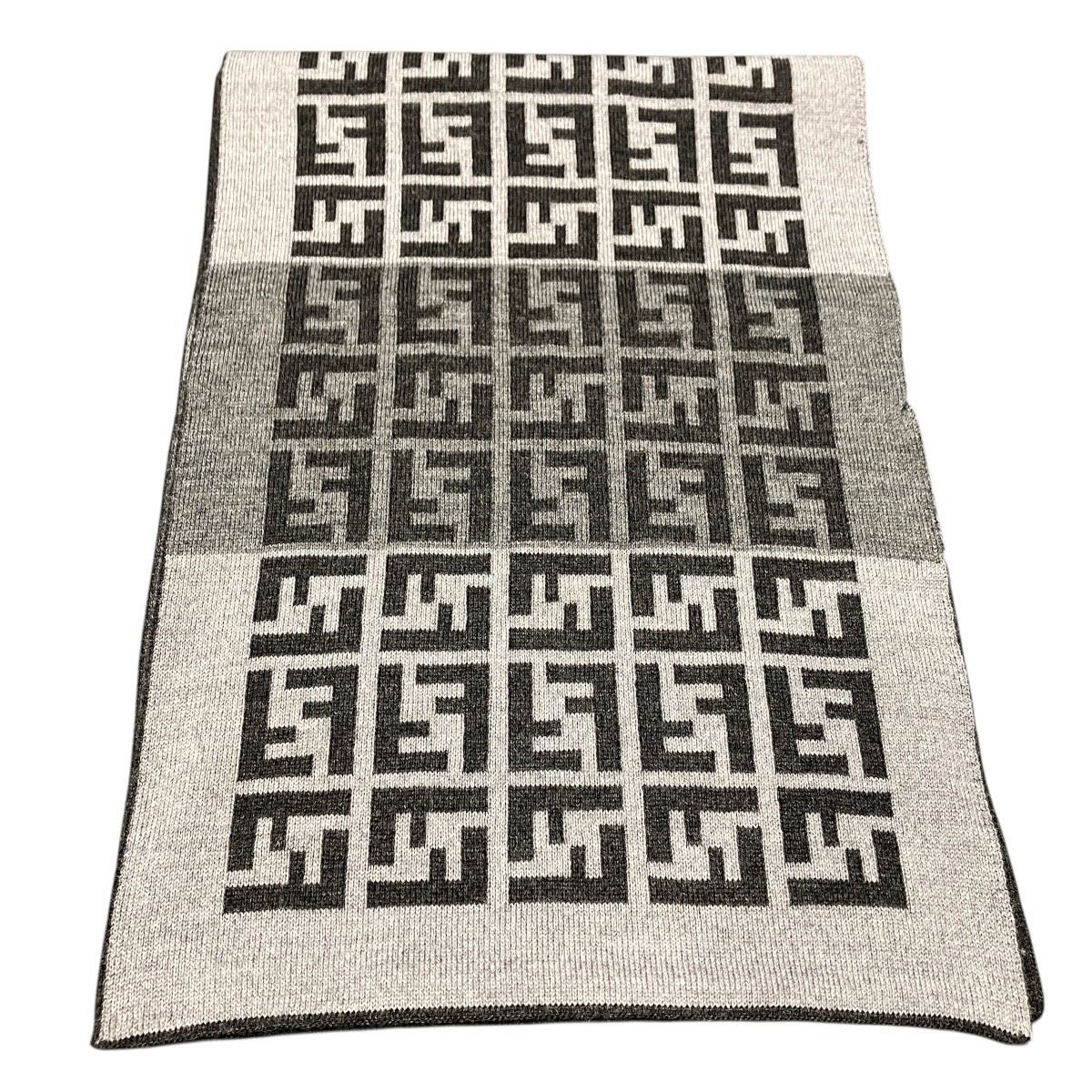 Fendi Scarf Wool Gray — view 2