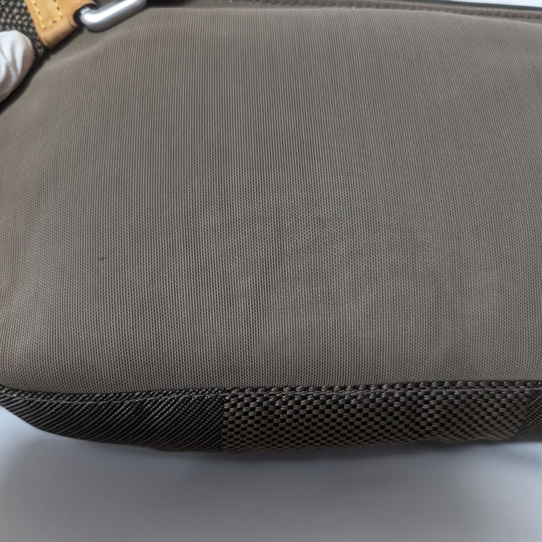 Louis Vuitton Damier Geant Arche Belt Bag — view 7