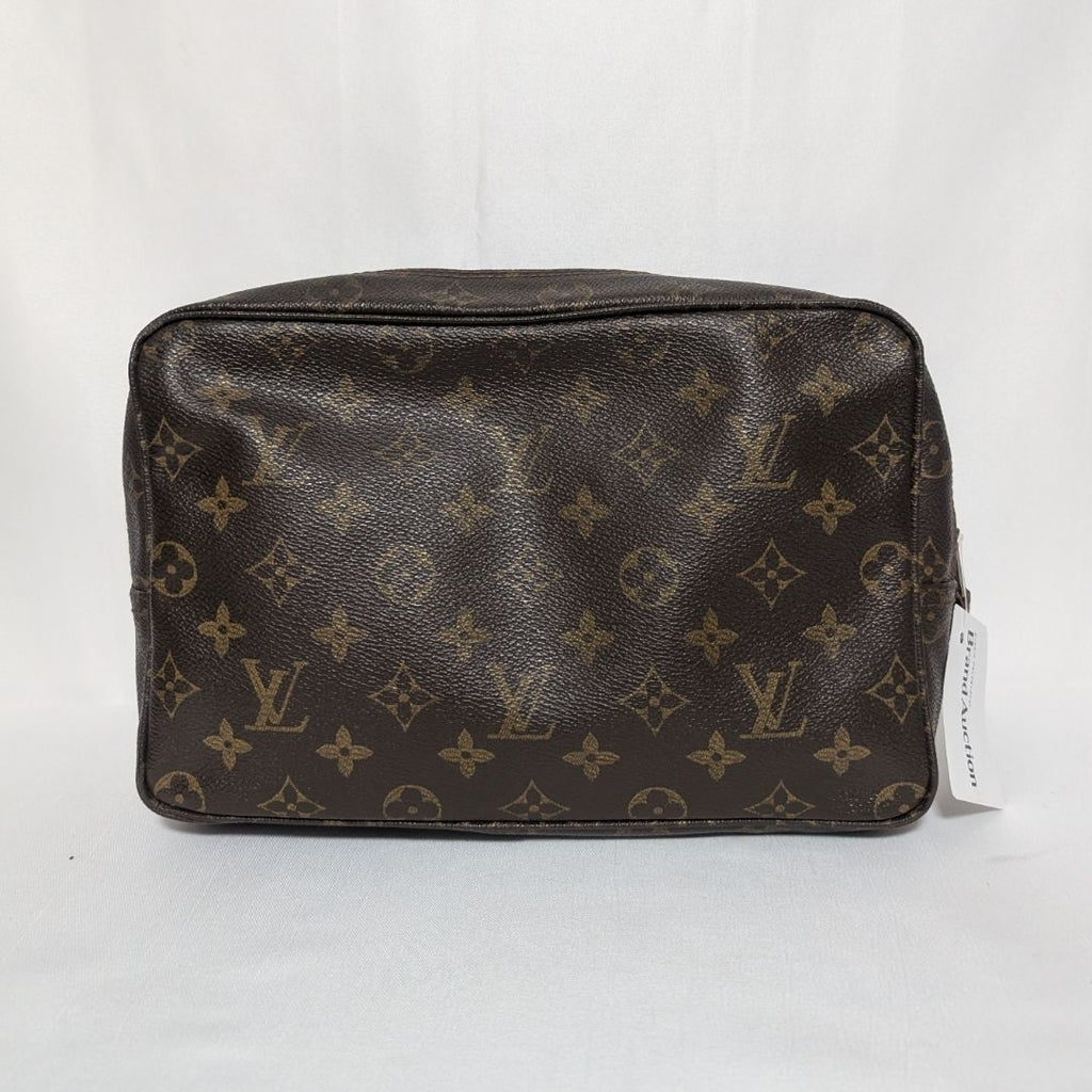 Louis Vuitton Trousse Toilette 26 Monogram Pouch — view 2
