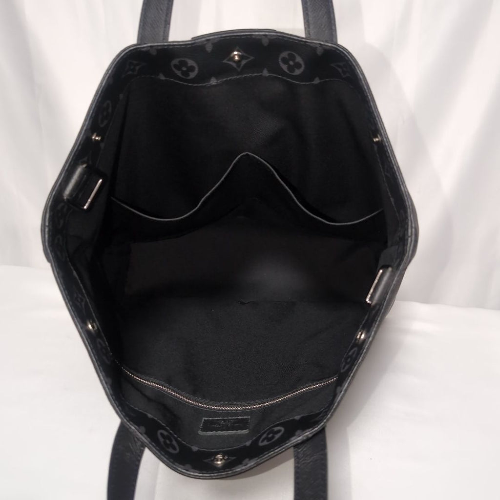 Louis Vuitton City Tote Taigarama — view 9