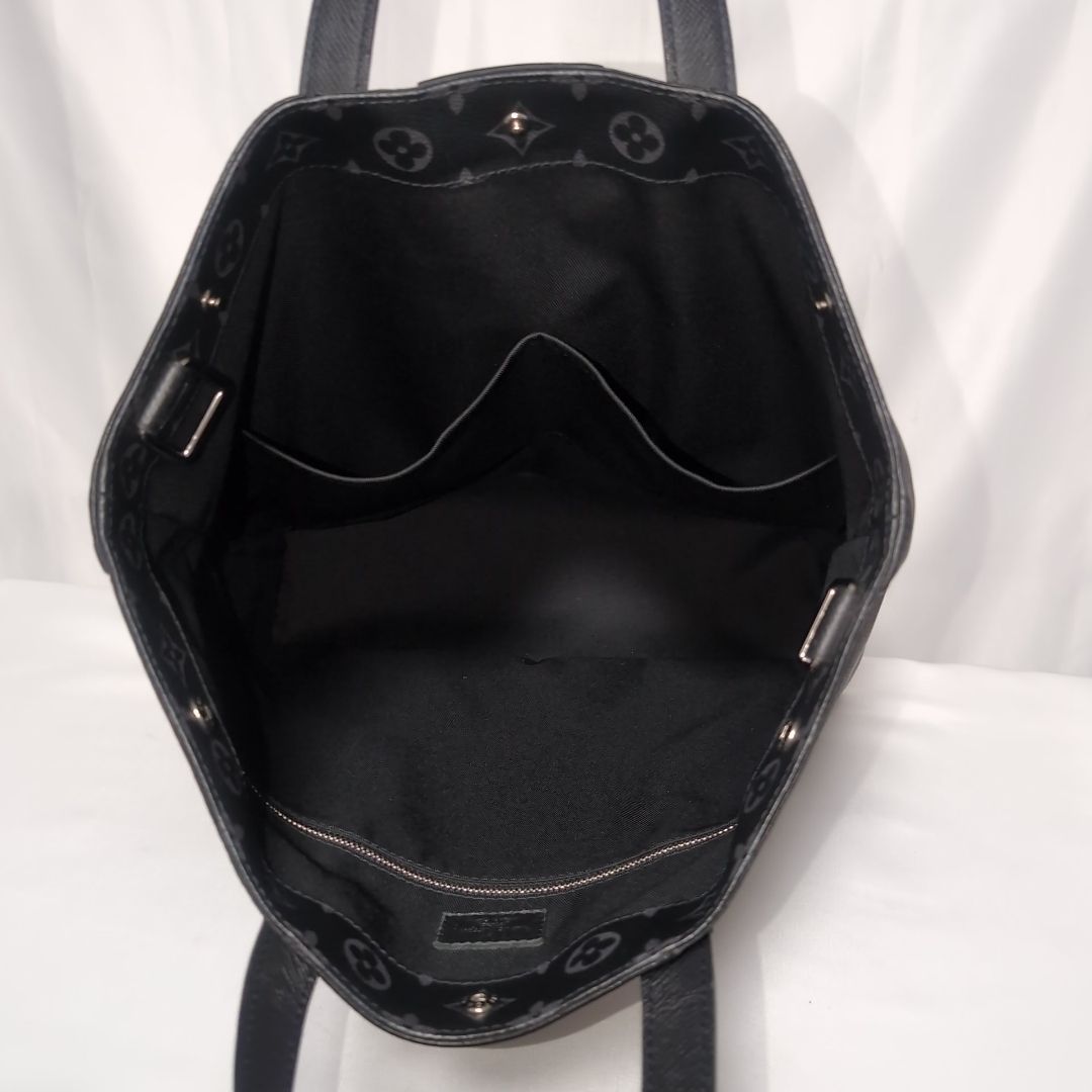 Louis Vuitton City Tote Taigarama — view 9