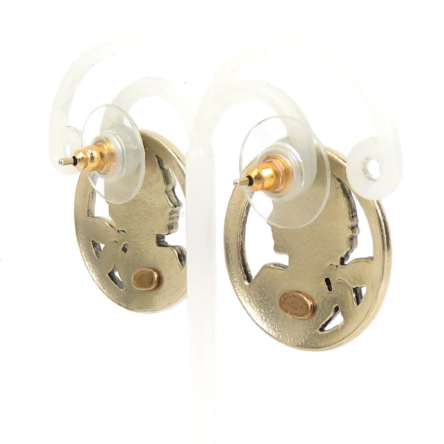Chanel Earrings Gold — view 3