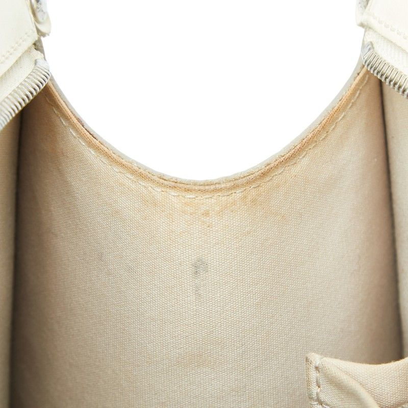Louis Vuitton Epi Madeleine GM Tote Shoulder Bag Yvoir White Leather Yvoire — view 9
