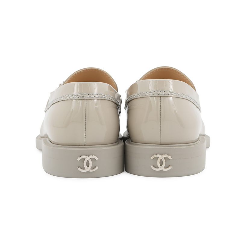 Chanel Loafers CC Logo Chain Patent Leather 37 Light Gray