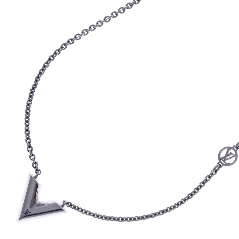 Louis Vuitton Essential Chain Necklace Silver