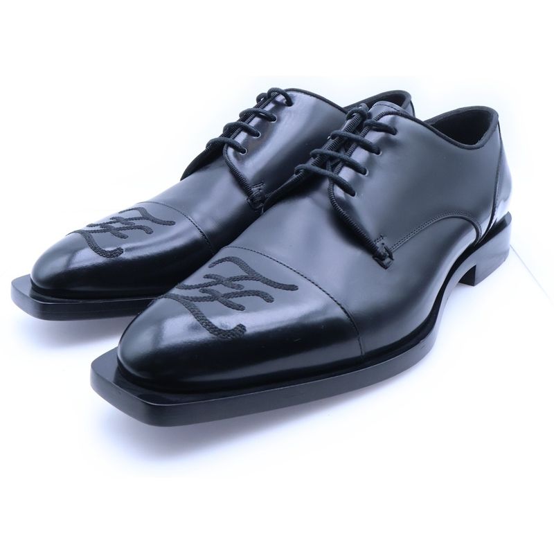 Fendi Front Embroidery Leather Davi Shoes Black
