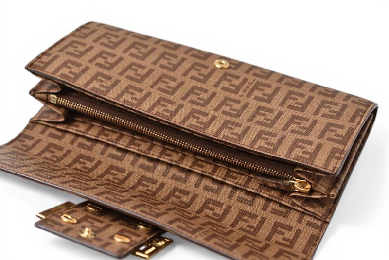 Fendi Wallet Yg1 Zucca Pattern Beige Brown