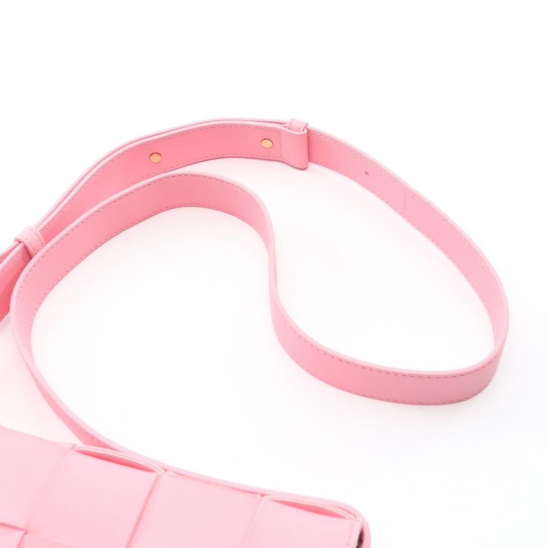 Bottega Veneta Shoulder Bag Cassette Small Pink Leather Maxi
