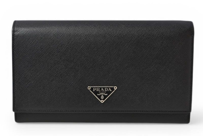 Prada Wallet Saffiano Leather Nero Black Vintage