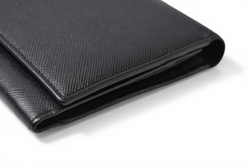 Prada Wallet Saffiano Leather Nero Black Vintage