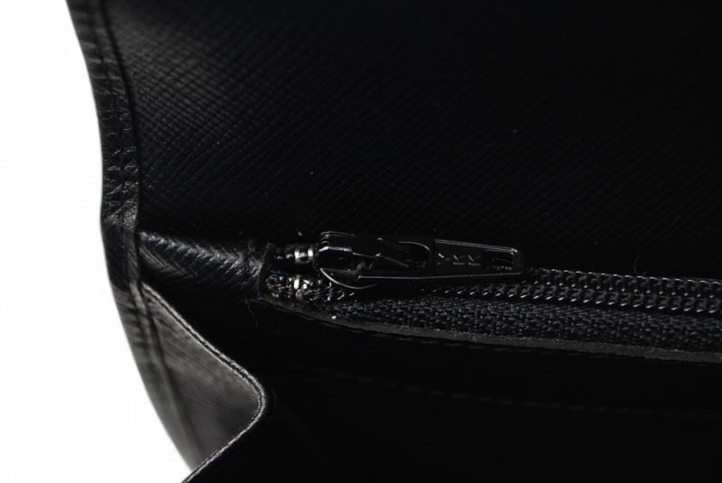 Prada Wallet Saffiano Leather Nero Black Vintage