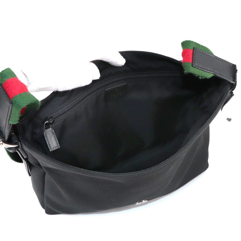 Gucci Sherry Main Item: Black