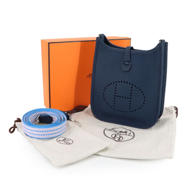 Hermes Evelyne Amazon TPM Shoulder Bag Taurillon Clemence Bourne