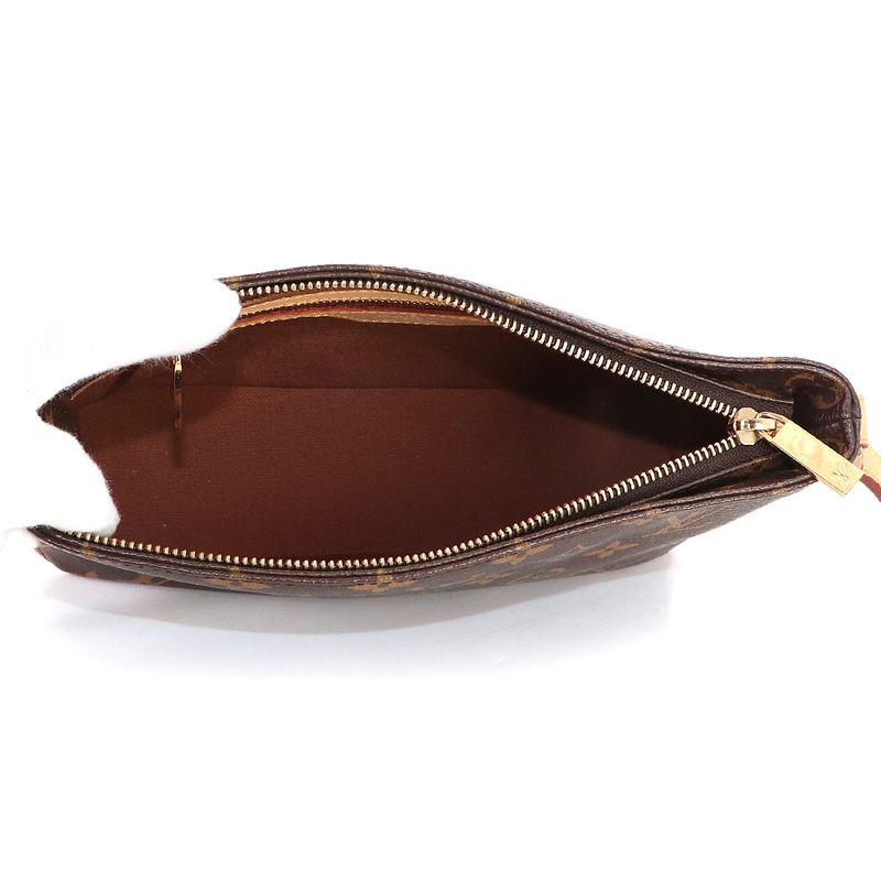 Louis Vuitton Monogram Shoulder Bag Brown Trotter Main Item :monogram