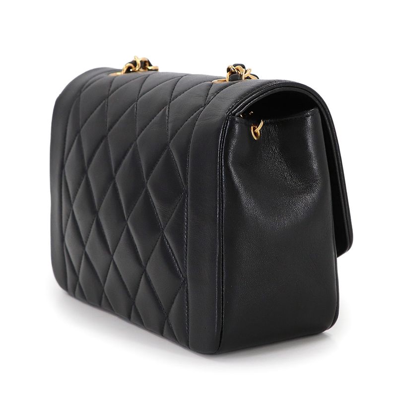 Chanel Diana Quilted 22 Chain Shoulder Bag Lambskin Black Vintage