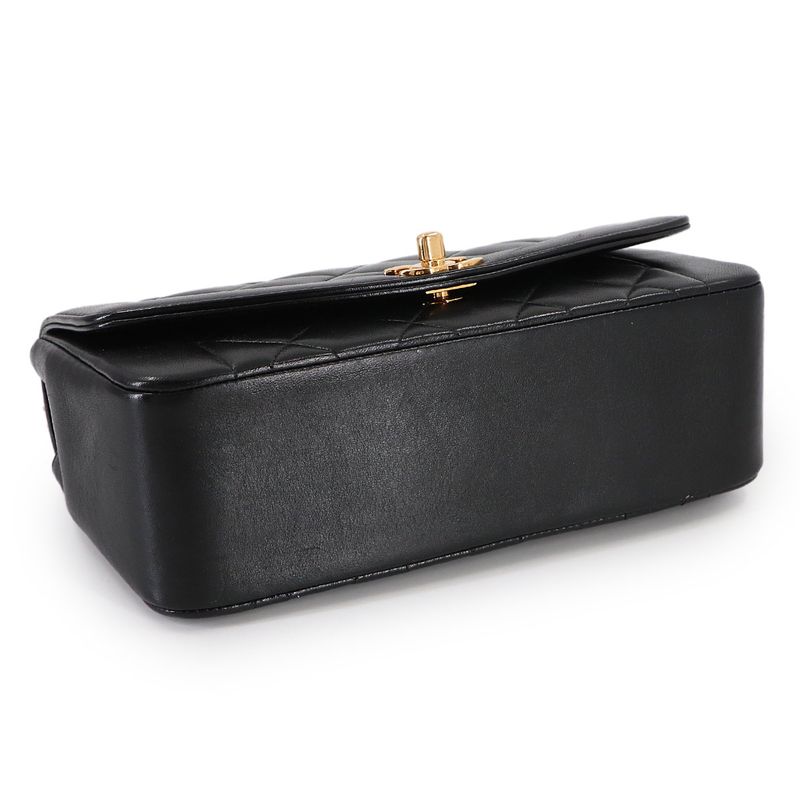 Chanel Diana Quilted 22 Chain Shoulder Bag Lambskin Black Vintage